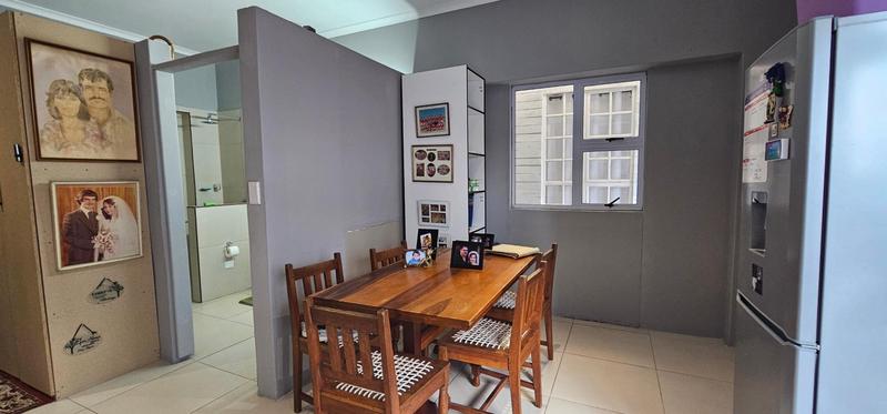7 Bedroom Property for Sale in Country Club Western Cape